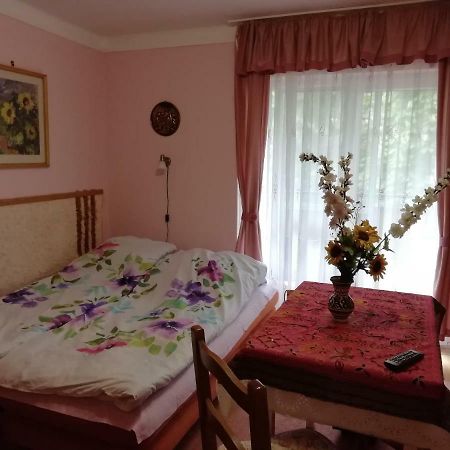 Gyoengyvirag Ueduelo - Mario Apartman Harkany Ngoại thất bức ảnh